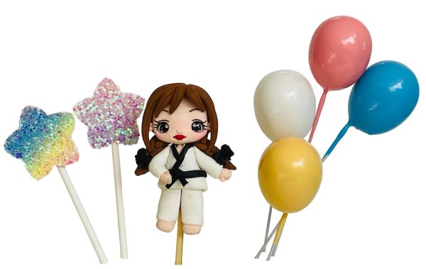 Karate Meisje Taarttopper - Cake Decoratie Feestversiering