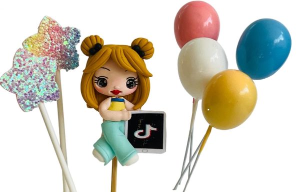 Tiktop Pop Taarttopper Meisje - Cake Decoratie